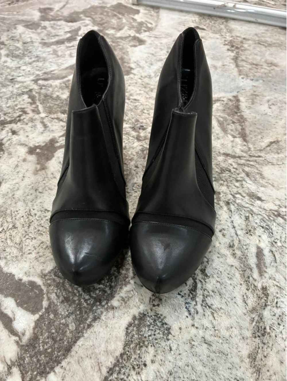 Liz and co size 8 women’s boots